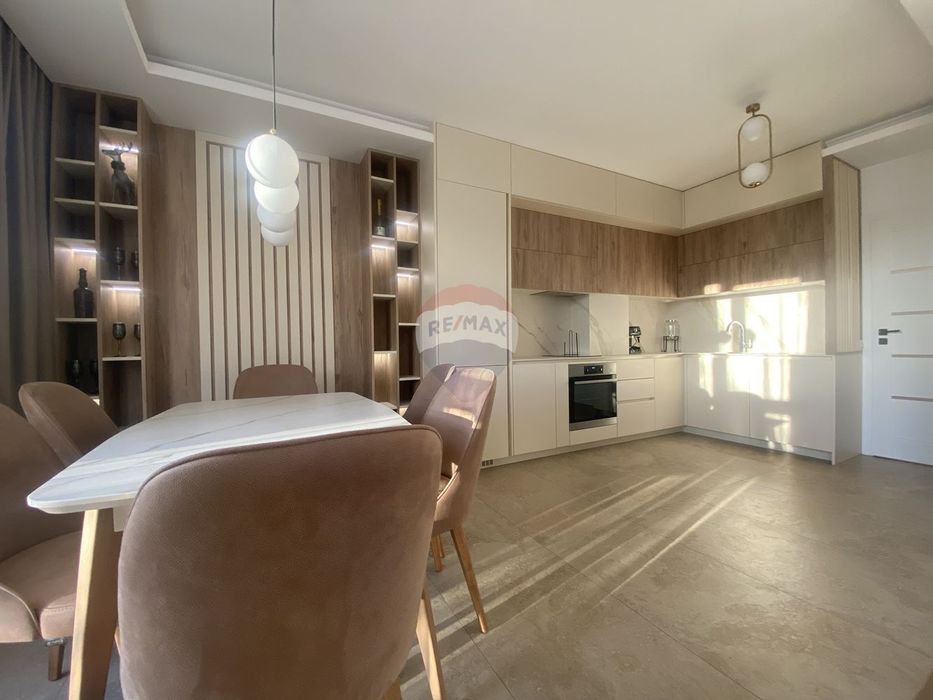 Дава се под наем Тристаен апартамент в к.к. Св.Св. Константин и Елена - 103 кв.м за 1296.42 € - Снимка #7