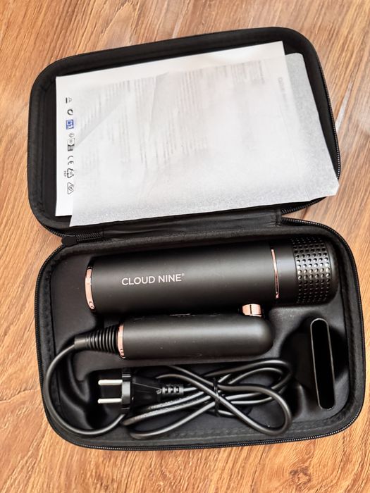 Uscator de par pliabil Cloud Nine