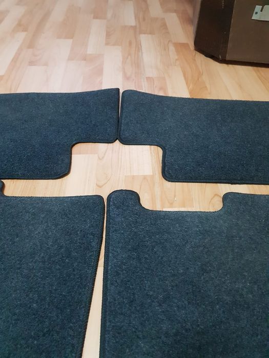 Коврики в салон авто