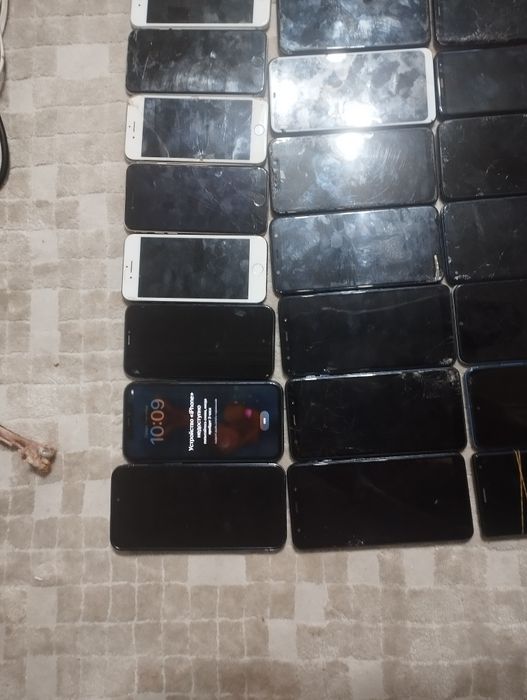 Телефоны на запчасти