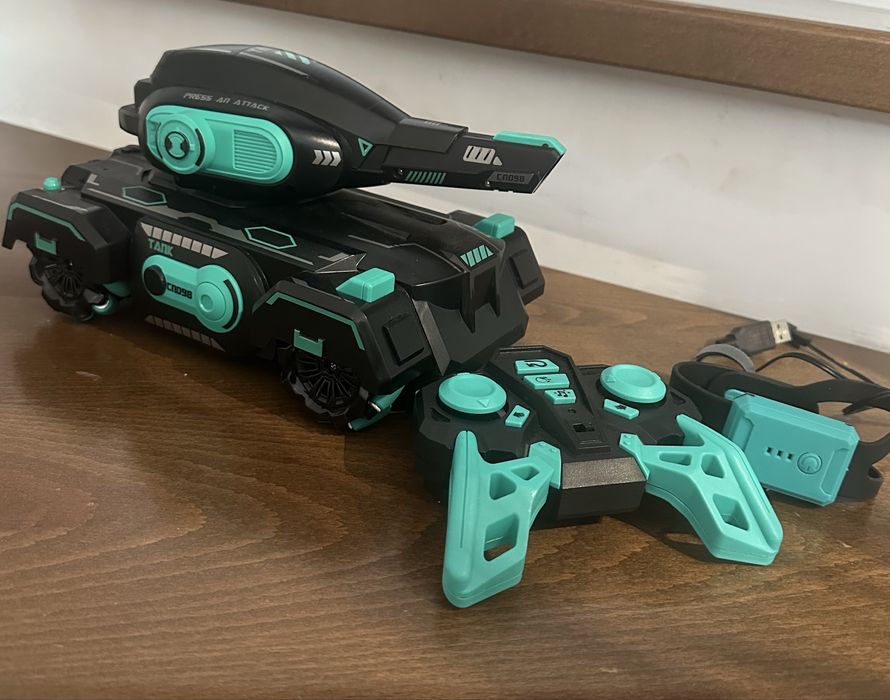 Tanc Rc cu lansatoare