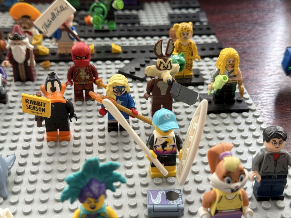 Lego мини-фигурки