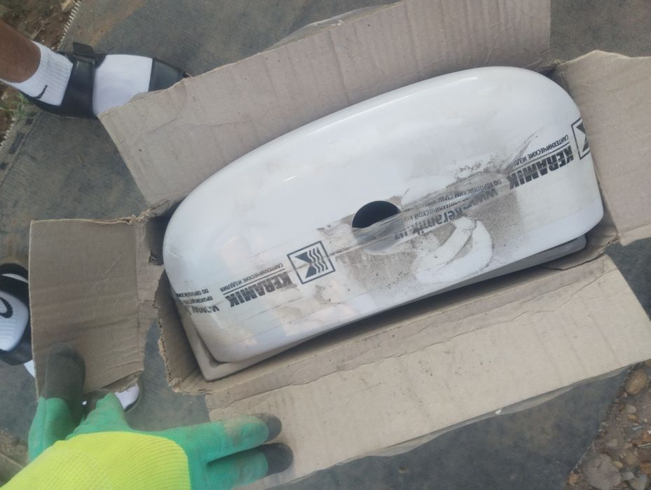 Новый унитаз 2 штук