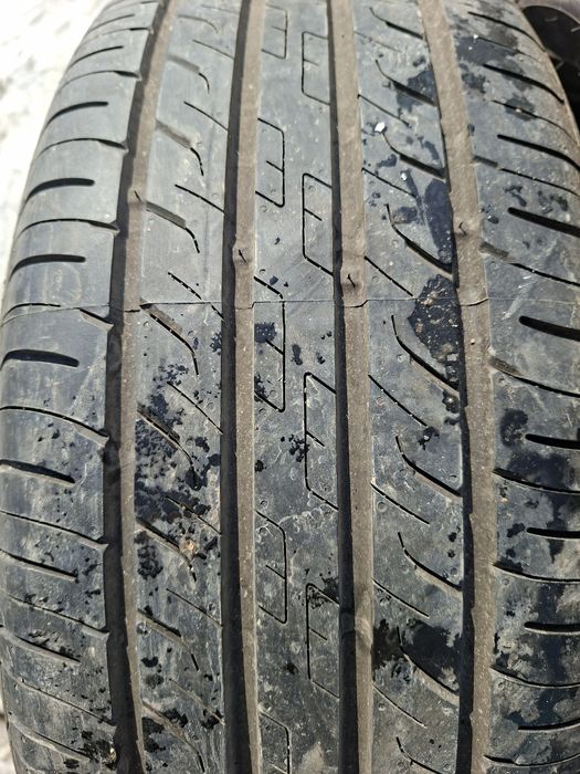 Продам шины 235/50/19 гити