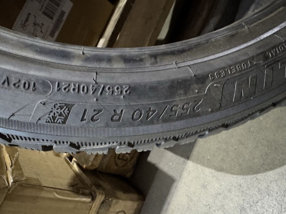 Зимни гуми  MICHELIN  Pilot Alpin 5 SUV  255/40/21  , 285/35/21 спорт пакет