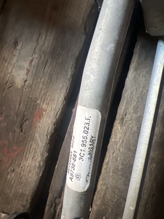Ansamblu stergatoare fata cu motoras vw passat B6