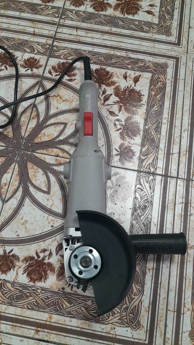 Болгарка CROWN номер лота 906813