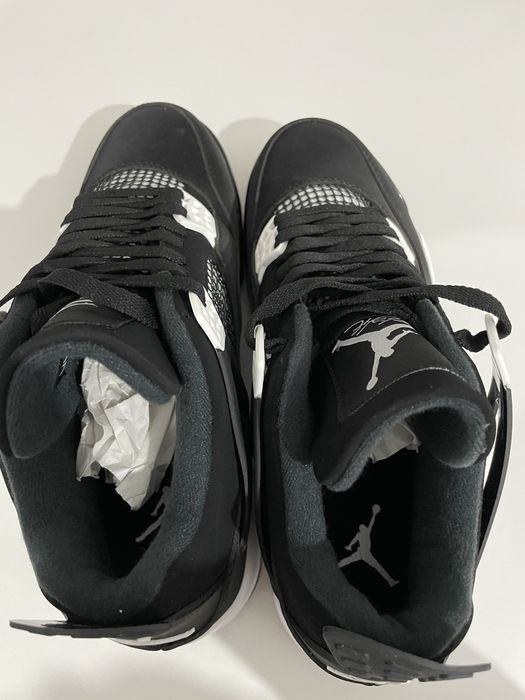 Jordan 4 Retro White Thunder