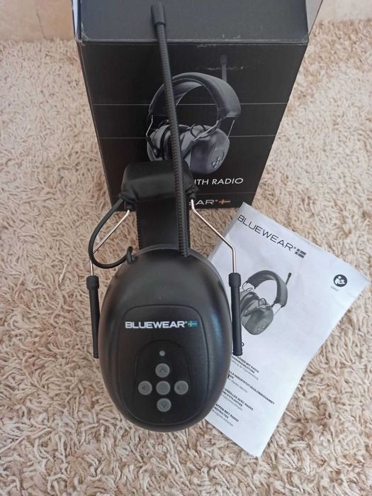 Слушалки за защита/шумоизолиращи с FM радио, Bluewear (Швеция), 31 dB, Hi-Fi, регулируеми