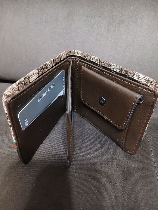 GUCCI. Мъжки портфейл