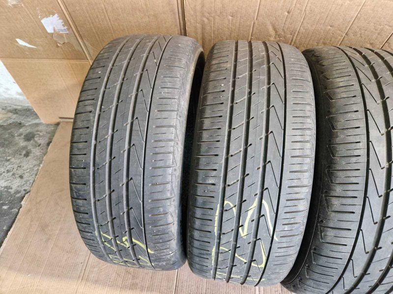 4 Hankook R19 235/50
летни гуми DOT1919