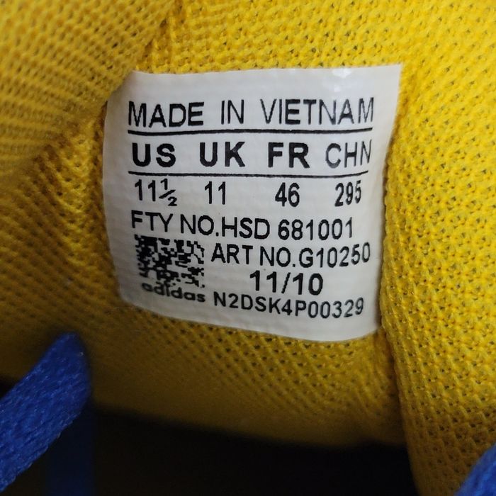 Кроссовка adidas 46-размер