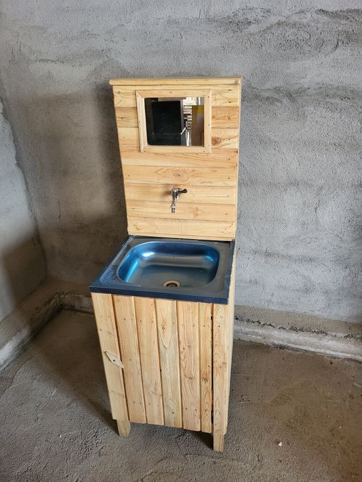 Деревянный умывалник