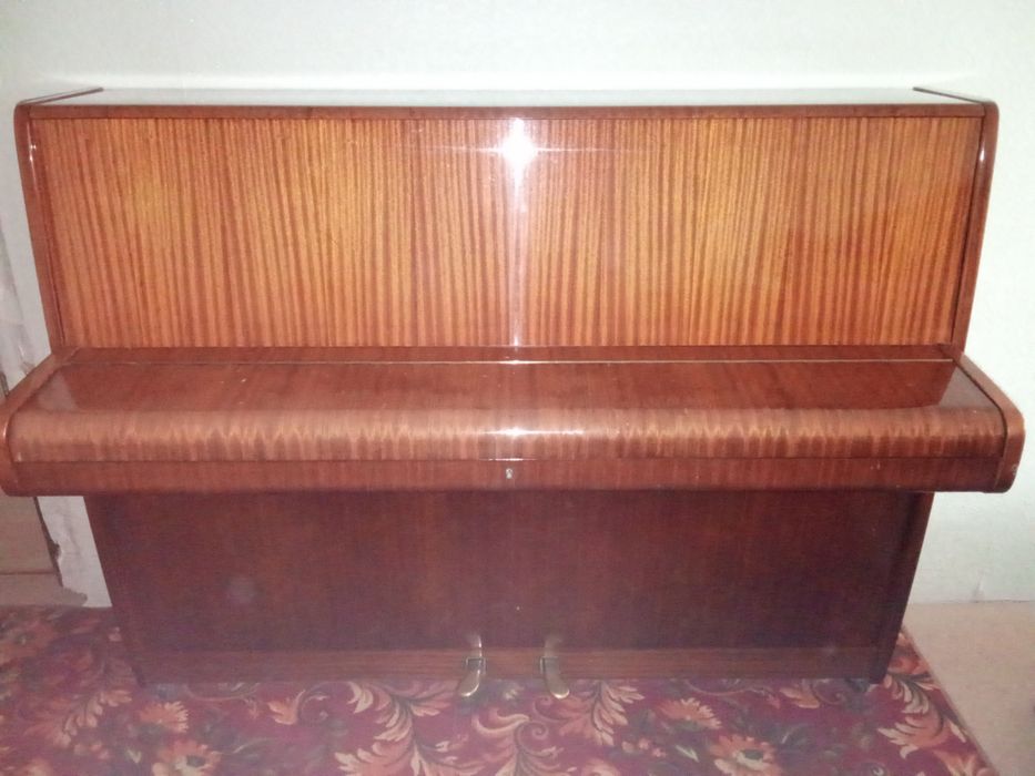 Пианино (фортепьяно)