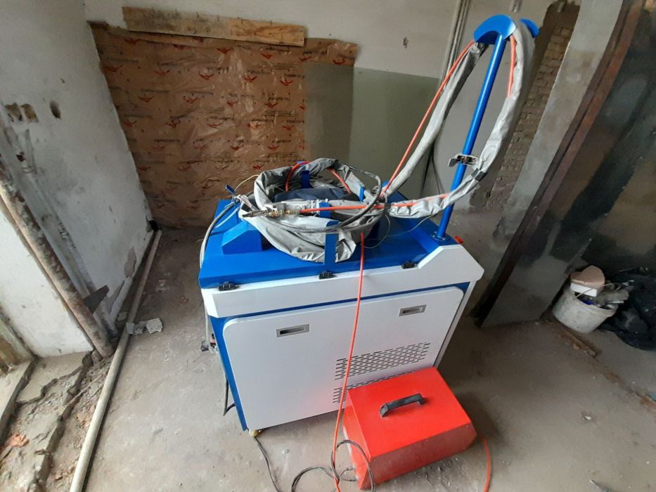 Лазерный сварка апарати 1500W лик абсолютно янги (ишлатилмаган) 
Сифат