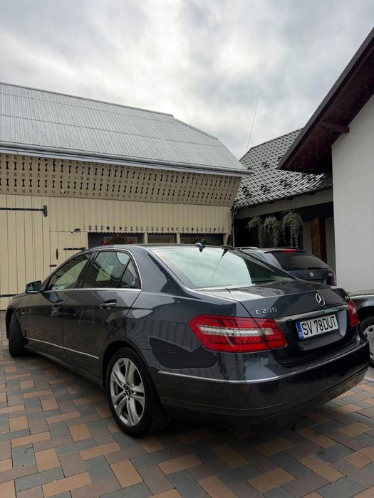 MERCEDES-BENZ E-Class 2011 — imagine 3
