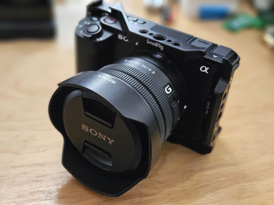 Vand Sony ZV-E1 cu/fara obiectiv 10-20mm PZ F4 constant, seria G