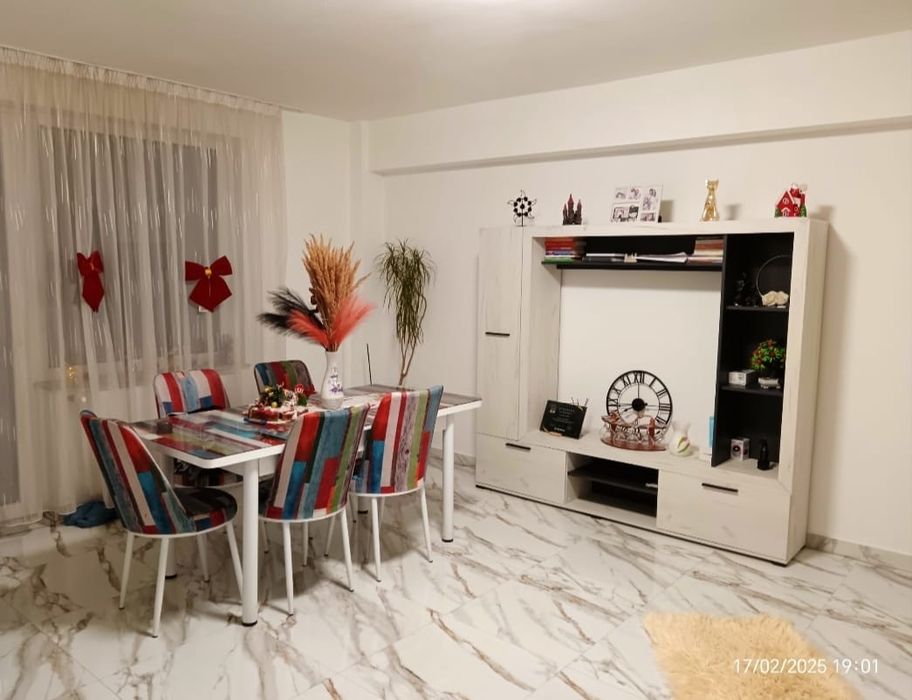Apartament de închiriat