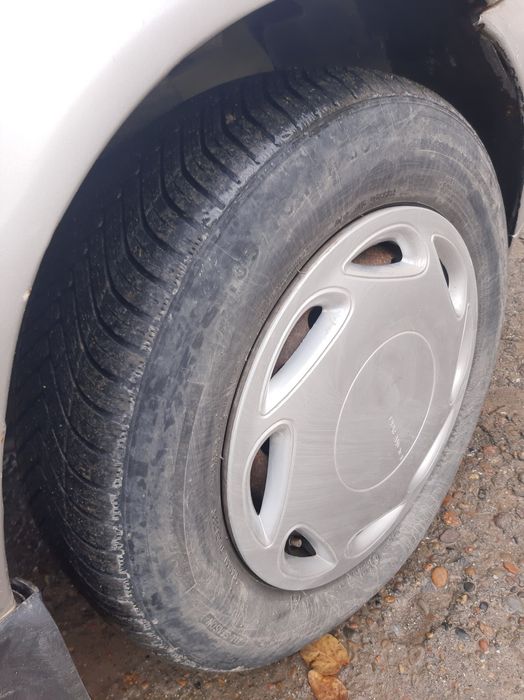 Nexia 1 sonis gibret sotiladi