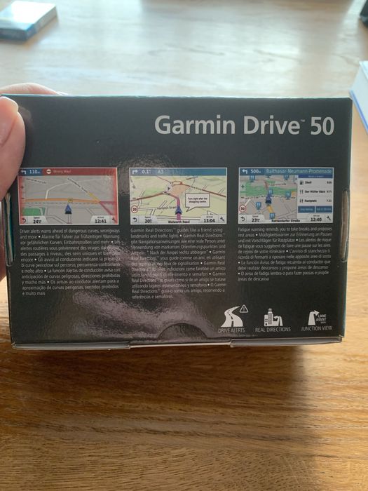 Навигация Garmin Drive 50