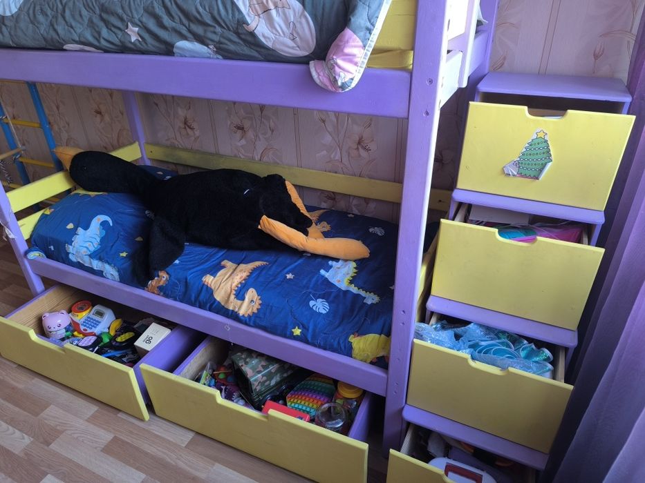 Детская двухспальная кровать