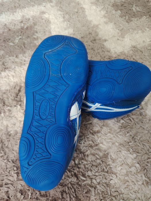 Обувь Asics  для борьбы