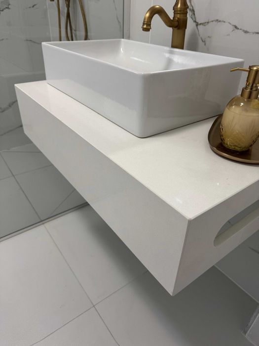 Blat din compozit  pentru baie