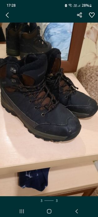 Продам мужские ботинки