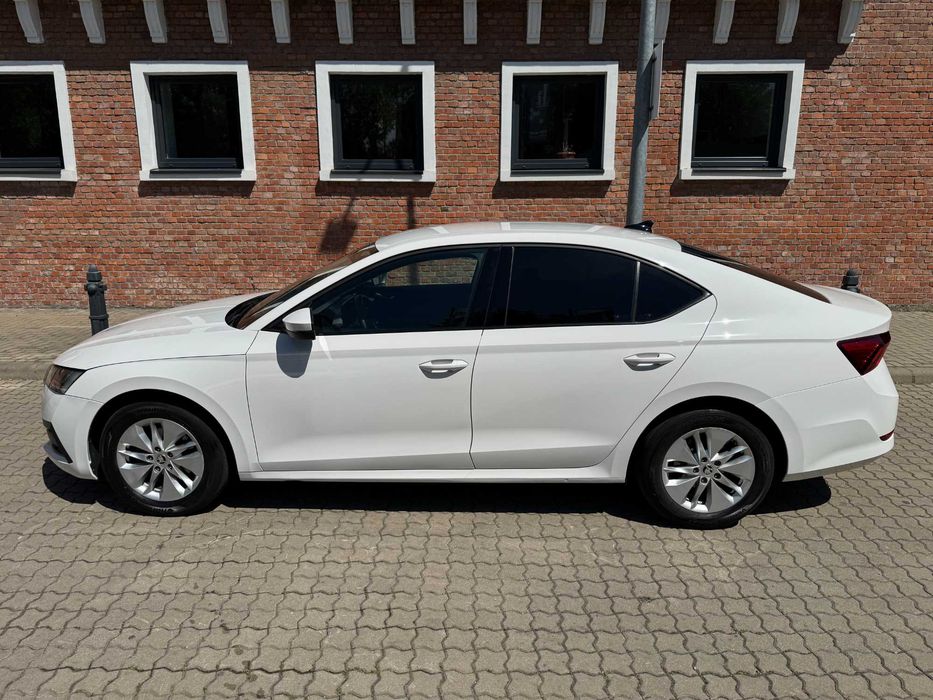 Skoda Octavia 4 2021 / 2.0 TDI / 116 CP / DSG / Full LED / Bord Digital / Istoric service Skoda