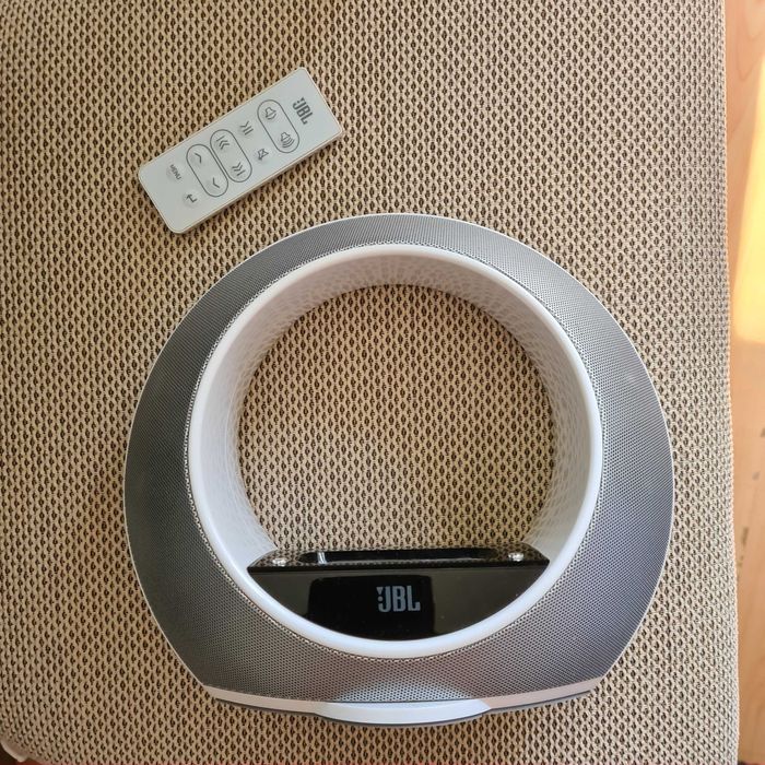 JBL Radial Micro Docking Station iPod