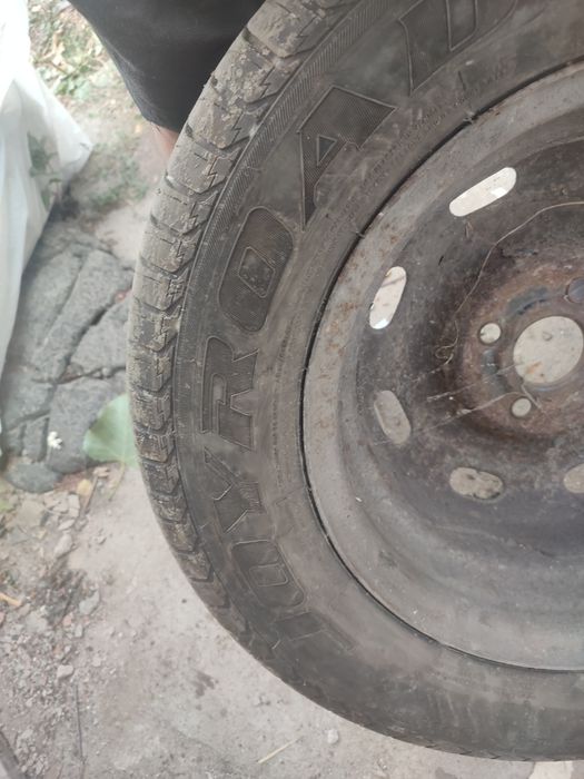 Диск с резиной 14