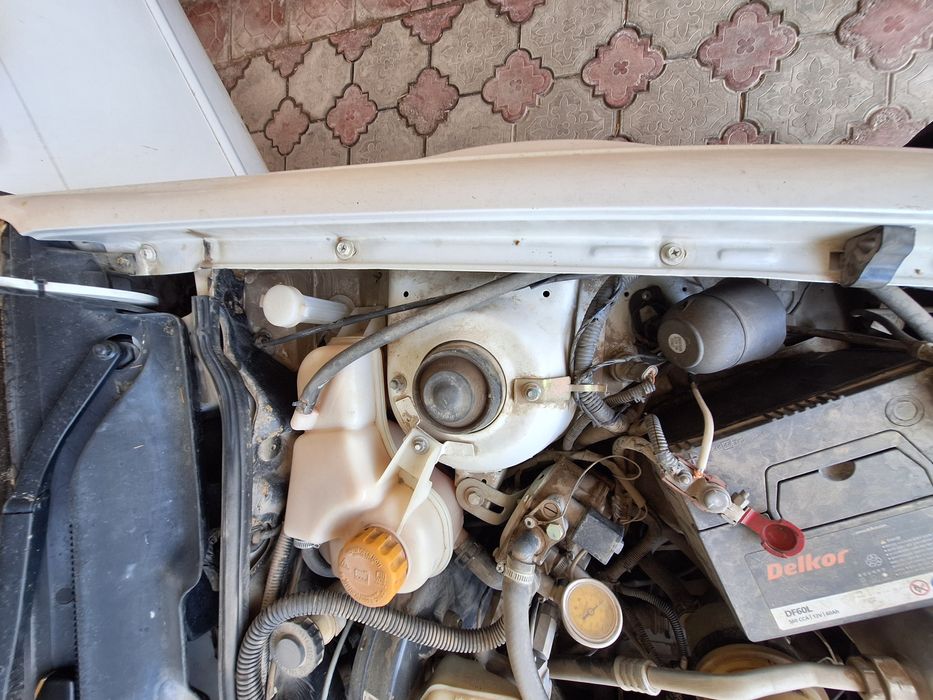 Nexia 2 sons gibrit konditsiyaneri bor