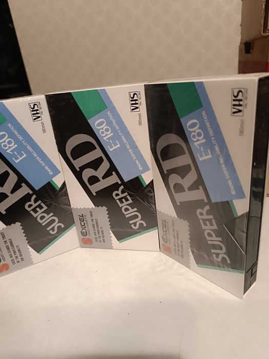 Видеокассета EXCEL