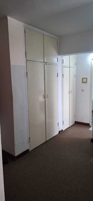 Apartament cu 2 camere,cartier Rovine.