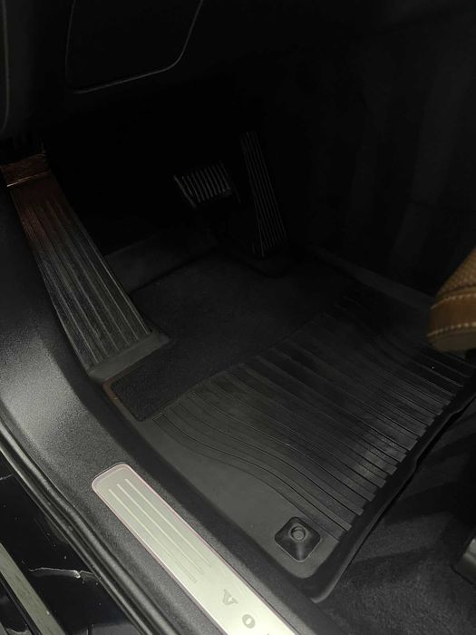 VOLVO XC90 2018 — imagine 3