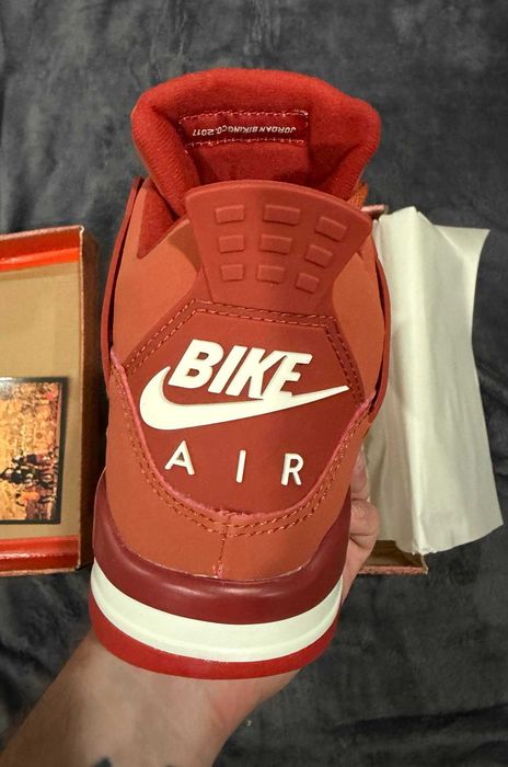 Air Jordan 4 кроссовки