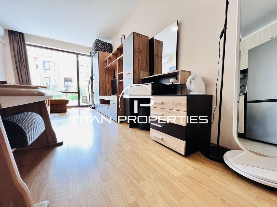 Дава се под наем Едностаен апартамент в Свети Влас - 38 кв.м за 408 € - Снимка #1