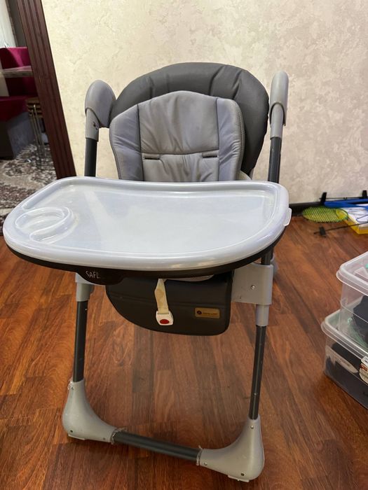 Детский стульчик для кормления