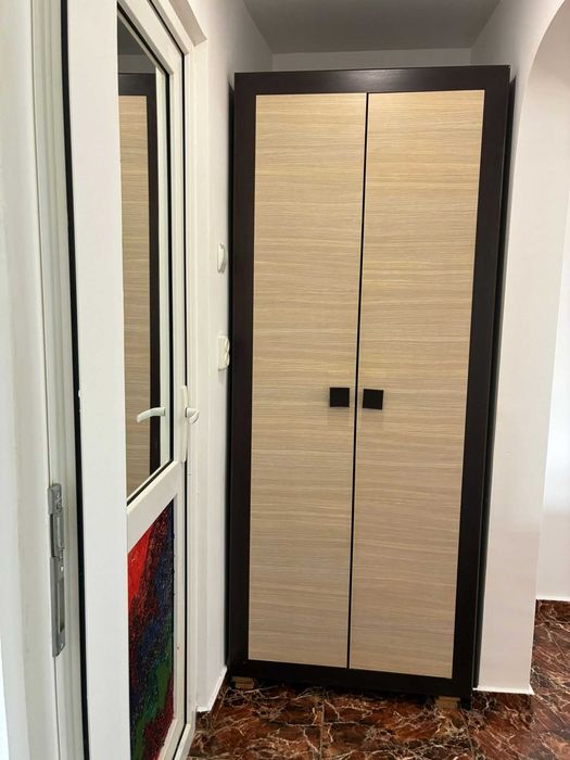 Vand apartament 2 camere decomsndat