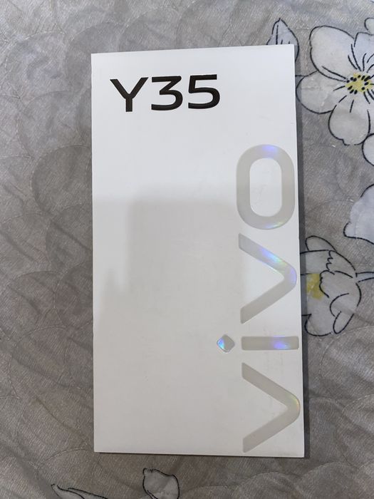 vivo y35 с коробкой документов в идеальном состоянии 128 гб памяти
