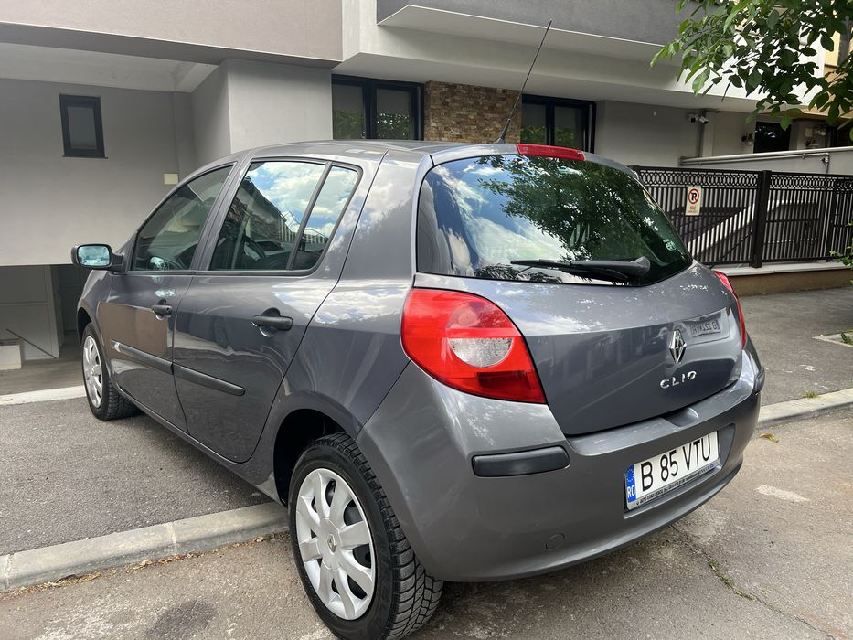 Renault Clio III / Unic Proprietar / 1.2MPi/AC doar 46.000KM