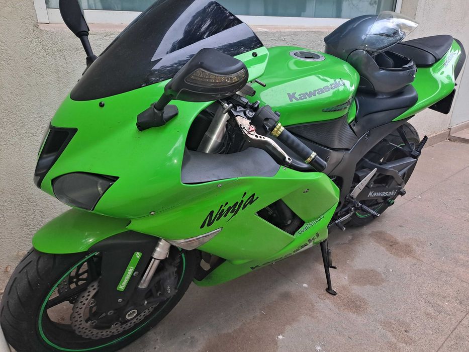 kawasaki zx r - Vehicule pentru dezmembrare | OLX.ro