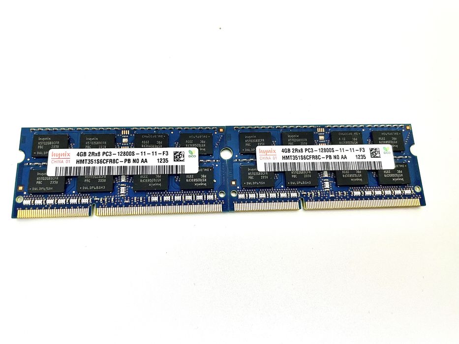 Продам Hynix 4 GB оперативную память для MacBook Pro — 2 штуки