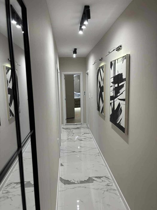 Продава се Тристаен апартамент в Пловдив, Тракия - 103 кв.м за 1845 €/кв.м - Снимка #2