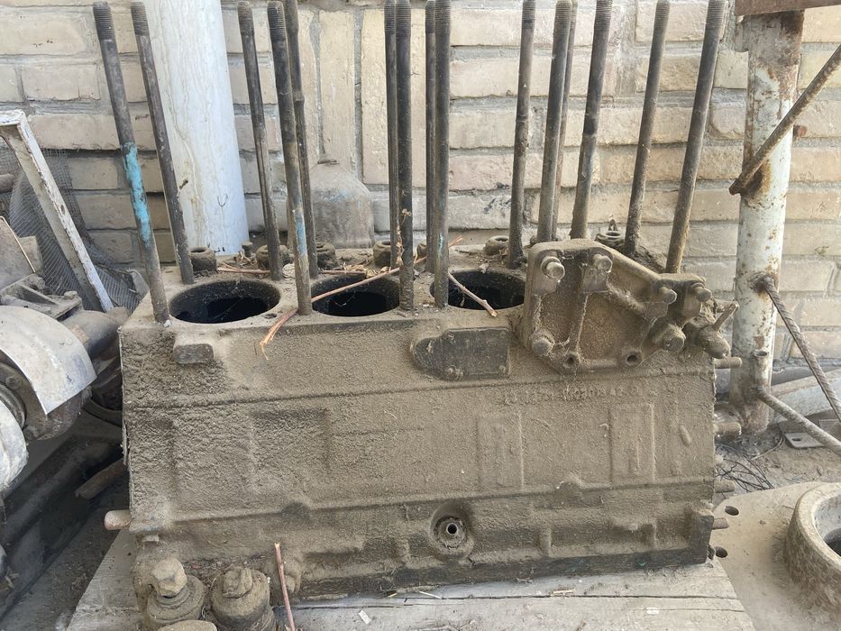 Трактор Т28 на ходу тележкаси билан сотилади