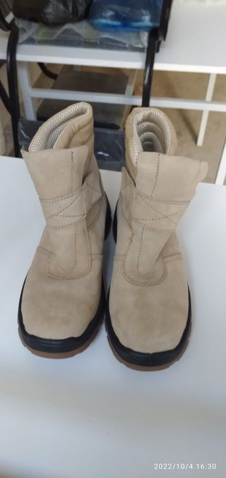 Ботинкалар сотилади. Хаммасини размери 41
