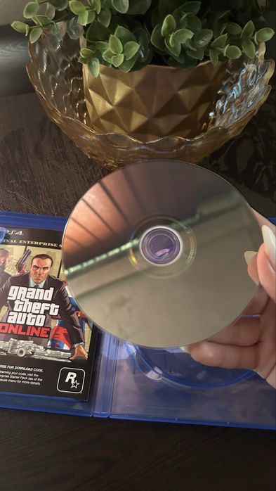 : GTA 5 V Premium Edition (PS4)