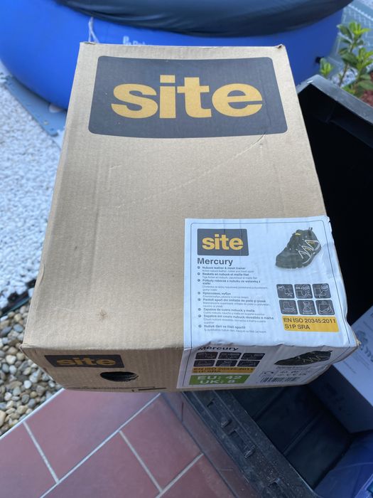 Bocanci de securitate nr 42