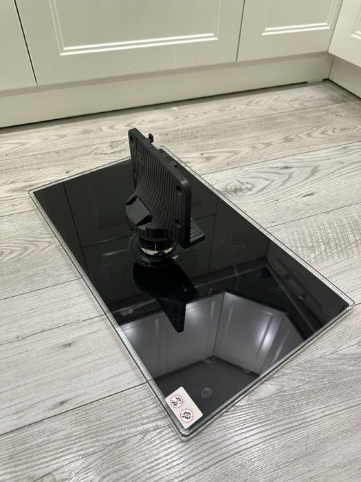 Samsung Smart TV 3D • 51 диагональ • 130 см