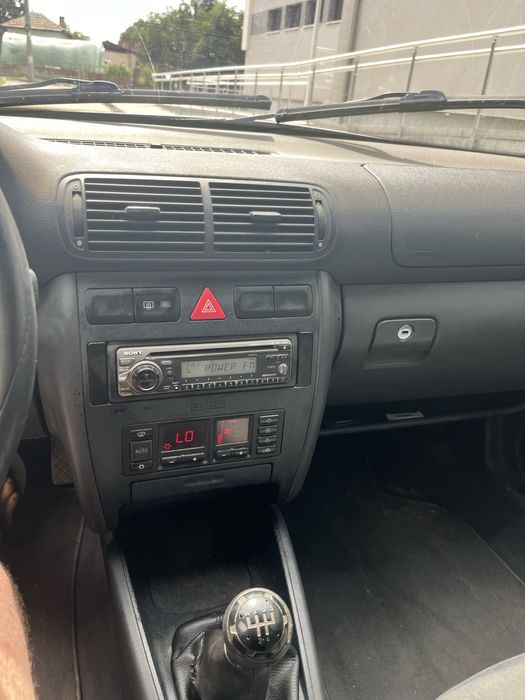 Audi a3 1.6 на части